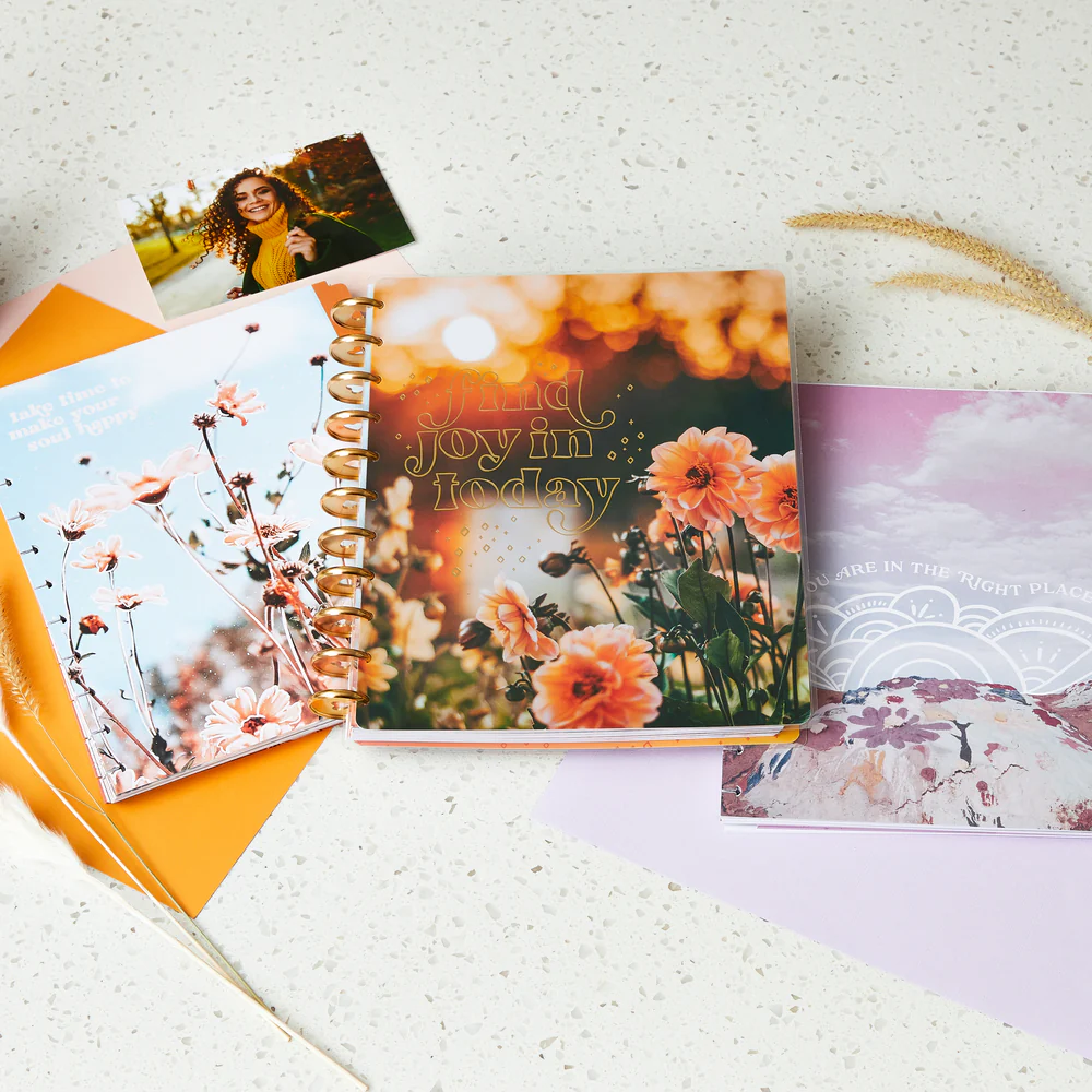 Happy Memory Keeping® Retro Blooms - DELUXE Big Photo Journal - Image 12